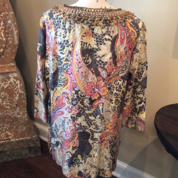 Beautiful Beaded Tunic - Picture 4 of 4